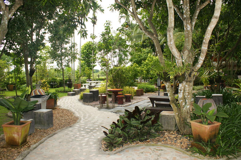 Juntra Resort & Hotel Nakhon Nayok Extérieur photo